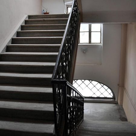 Black Gate - 2 Bedroom Apartment In The Heart Of Old Town With Free Private Secured Parking ブラショフ エクステリア 写真