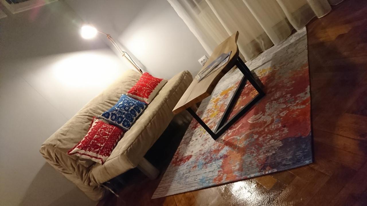 Black Gate - 2 Bedroom Apartment In The Heart Of Old Town With Free Private Secured Parking ブラショフ エクステリア 写真