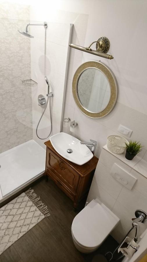 Black Gate - 2 Bedroom Apartment In The Heart Of Old Town With Free Private Secured Parking ブラショフ エクステリア 写真