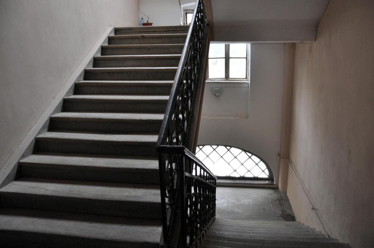 Black Gate - 2 Bedroom Apartment In The Heart Of Old Town With Free Private Secured Parking ブラショフ エクステリア 写真